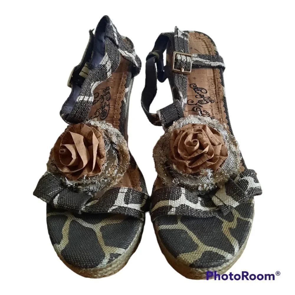 Naughty Monkey Parisian Rosette Wedge Sandals